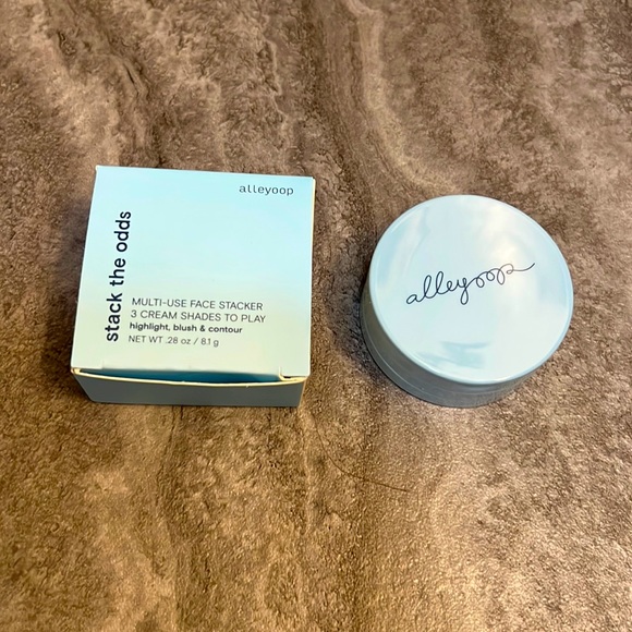 *HP* ALLEYOOP Stack The Odds Blush, Bronzer, and Highlighter Compact Sassypants - Picture 2 of 5